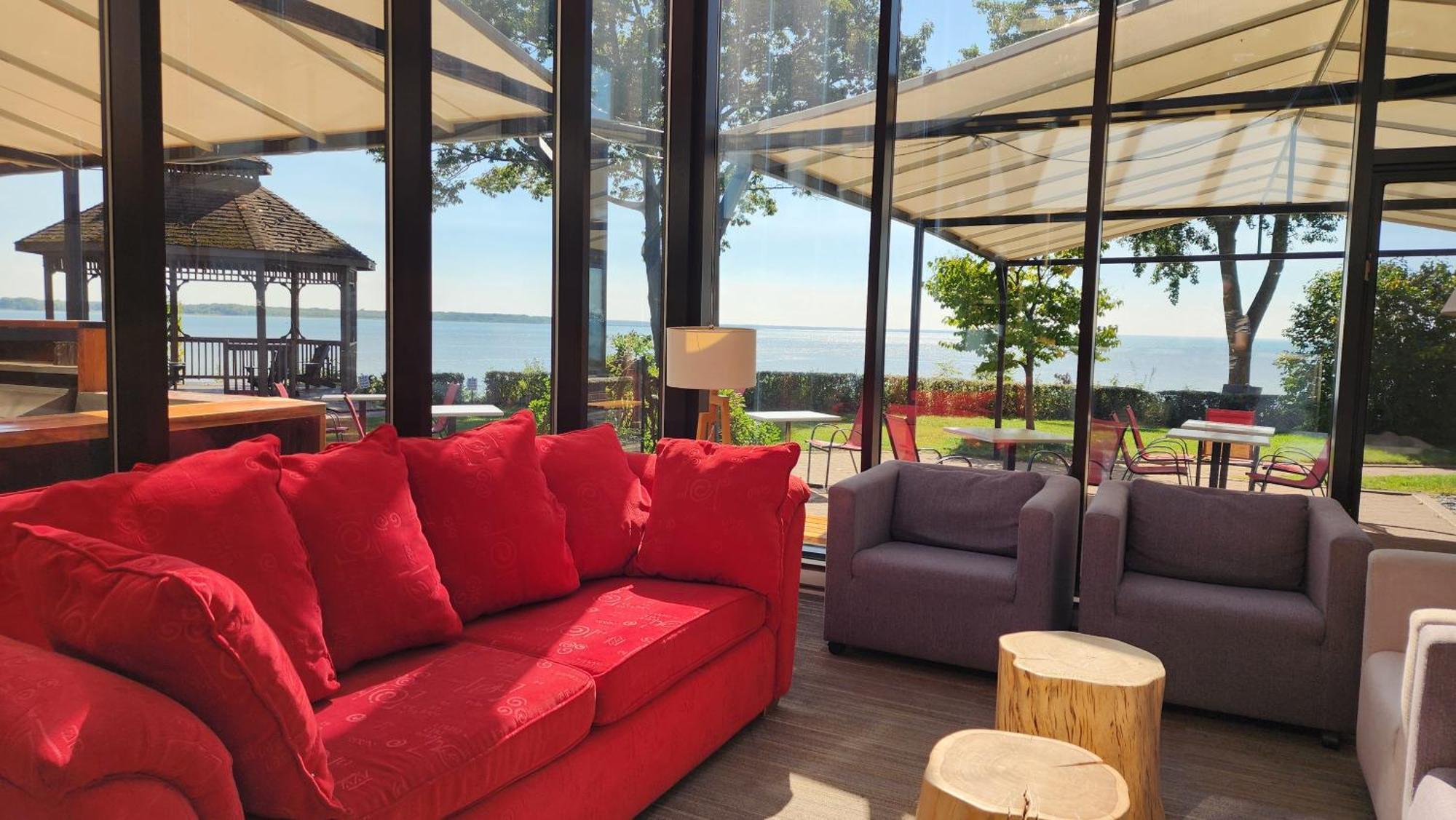 L'AUBERGE DU LAC ST-PIERRE | ⋆⋆⋆⋆ | TROIS-RIVIERES, CANADA